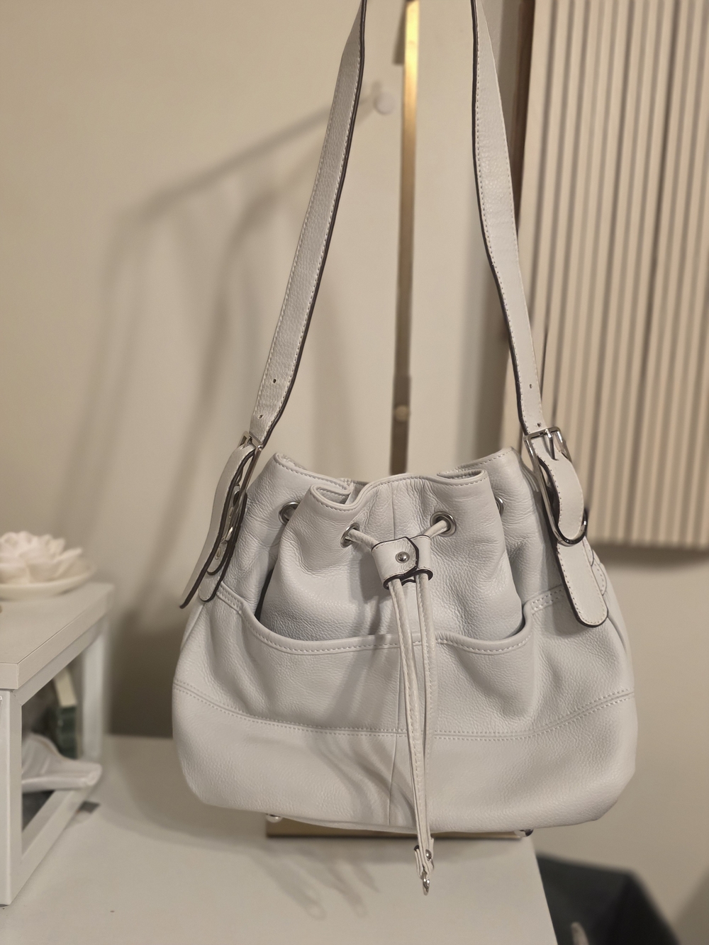 Tignanello White Drawstring Leather Shoulder Bag